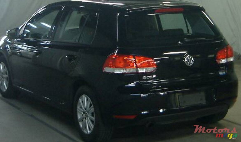 2012' Volkswagen Golf photo #1