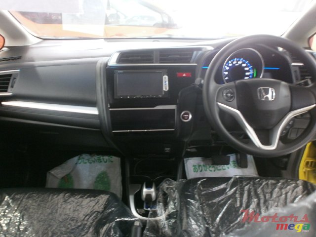 2013' Honda Fit Aria photo #6