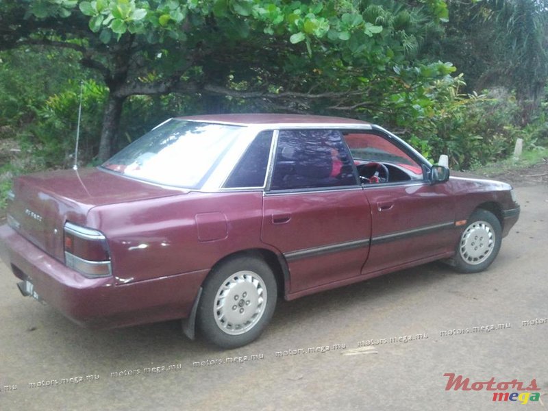 1997' Subaru Legacy Sedan photo #3