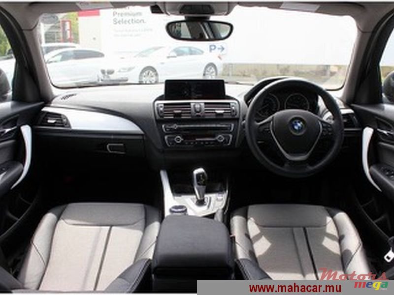 2012' BMW 116i photo #5