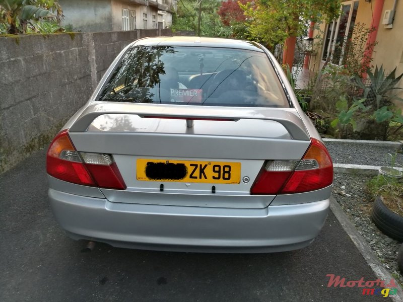 1998' Mitsubishi Lancer photo #6