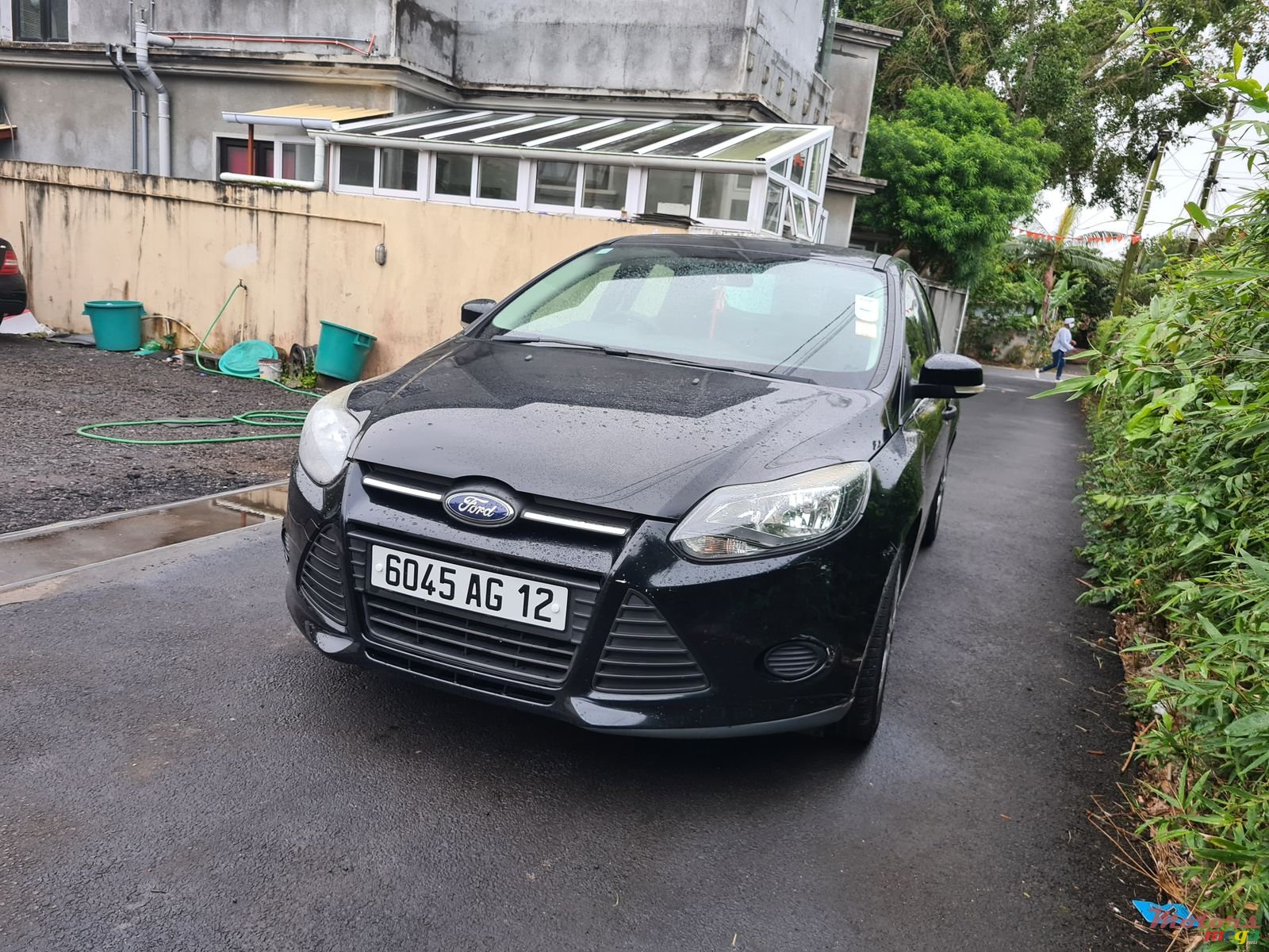 2012' Ford Focus photo #2