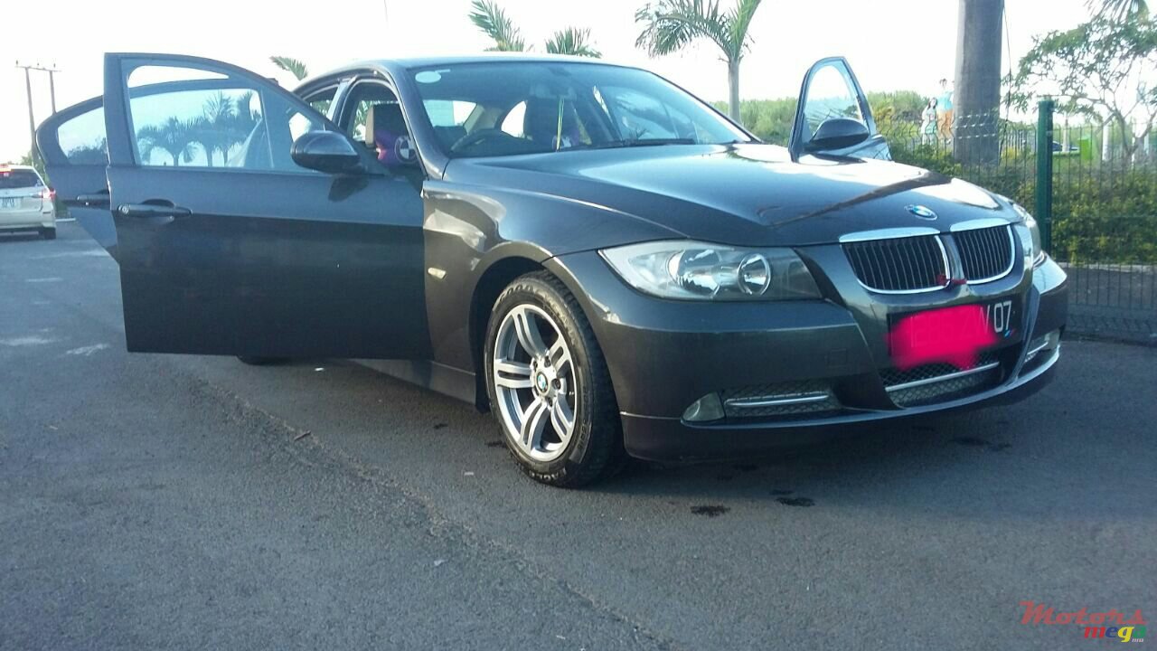 2007' BMW 318 photo #4