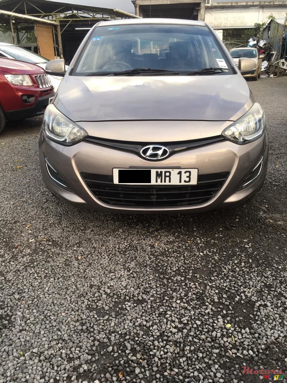 2013' Hyundai i20 photo #2