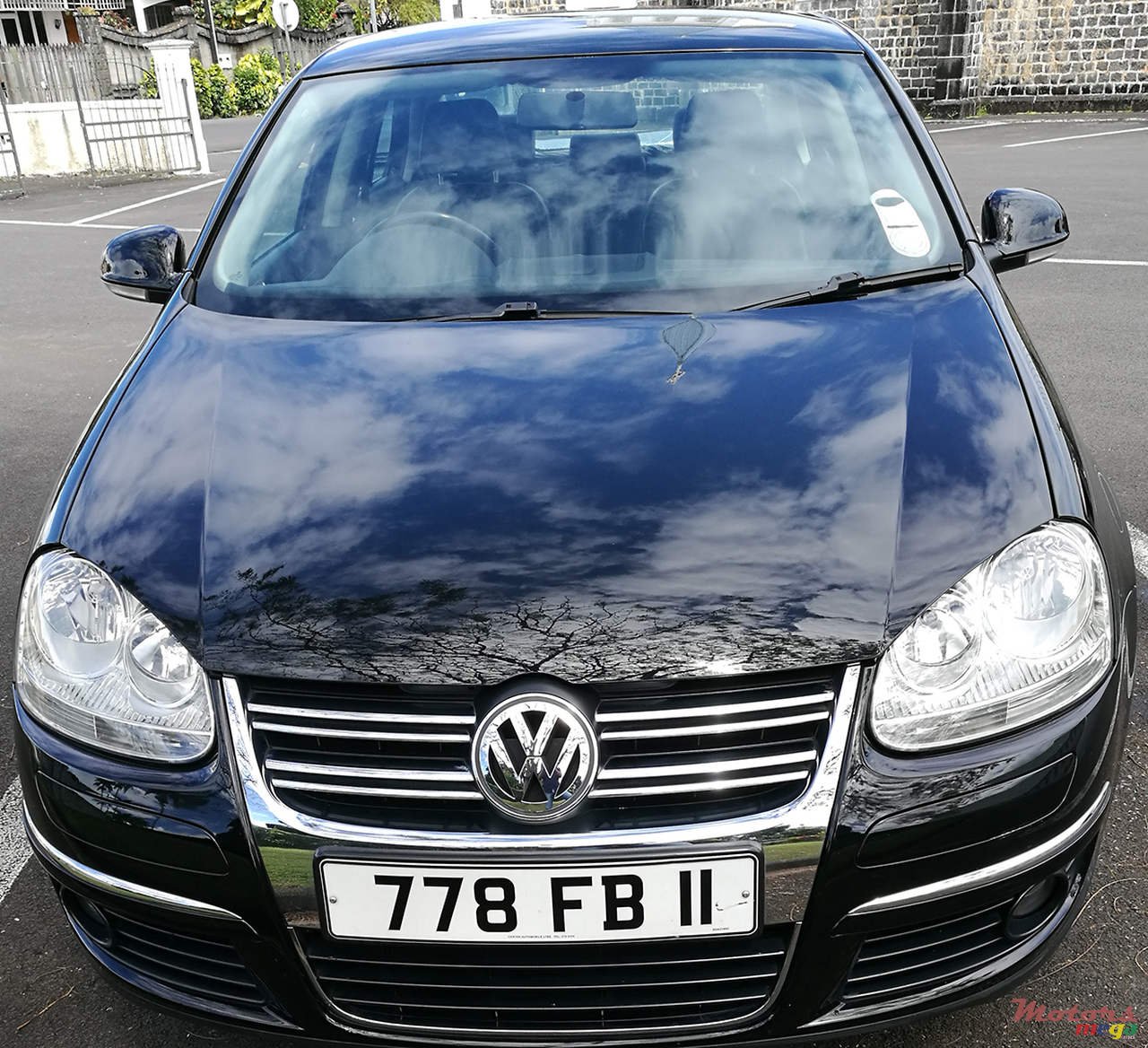 2011' Volkswagen Jetta photo #4