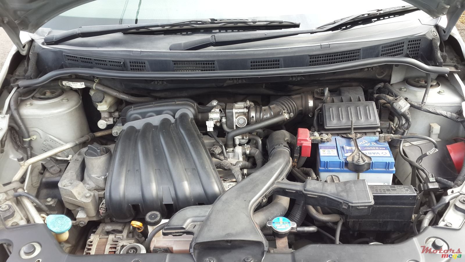 2007' Nissan Hatchback photo #7