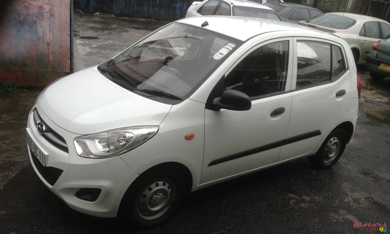 2011' Hyundai i10 photo #2