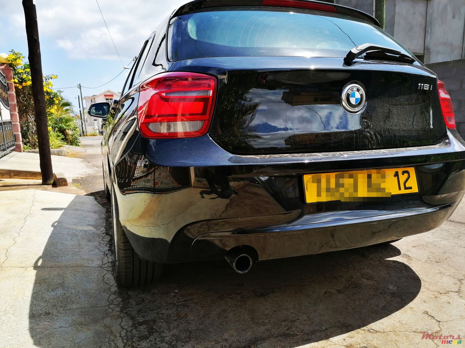 2012' BMW 1 Series Coupe photo #4