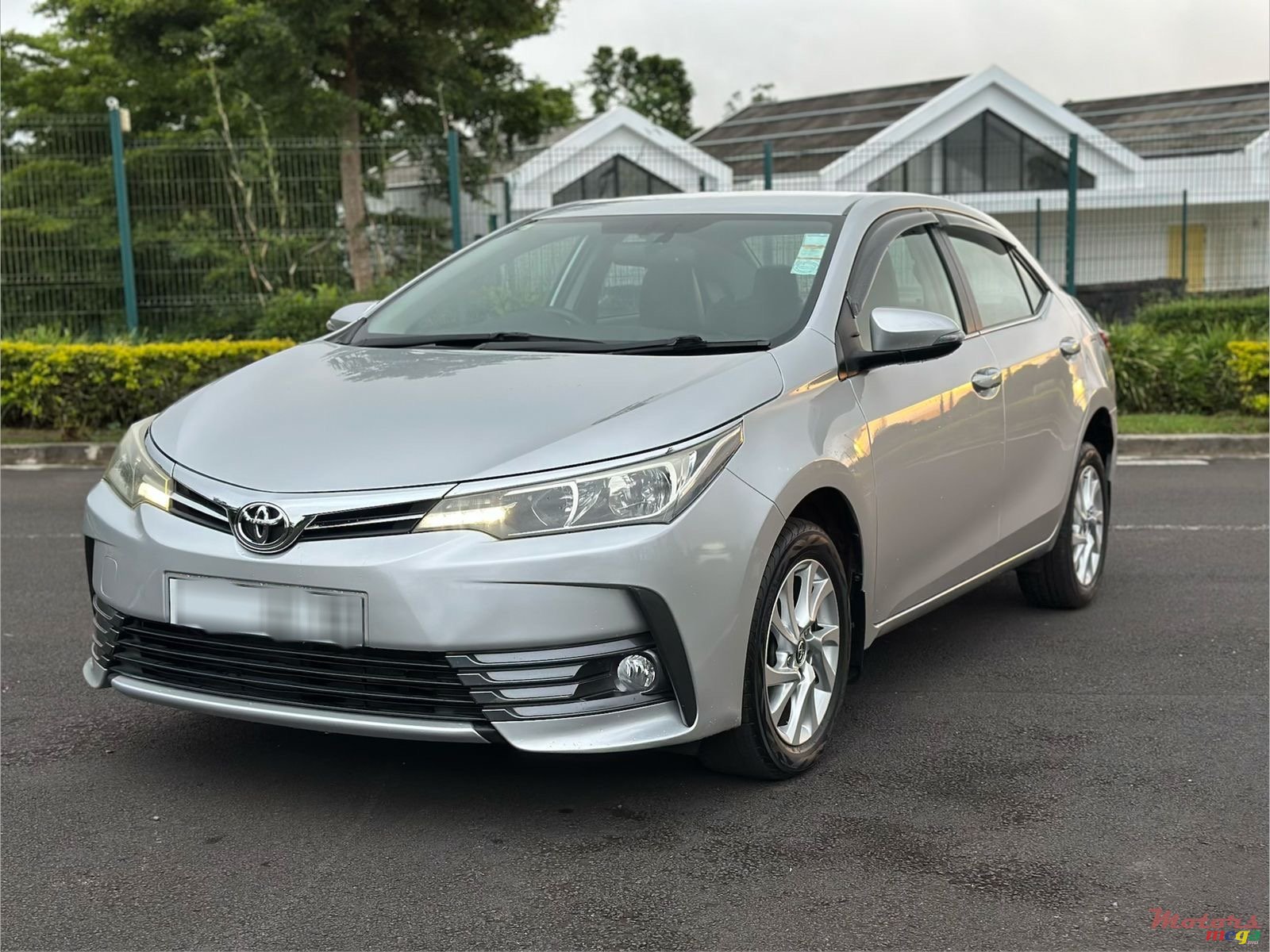 2018' Toyota Corolla photo #2