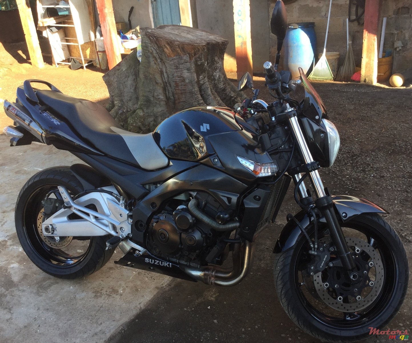 2007' Suzuki GSR photo #1