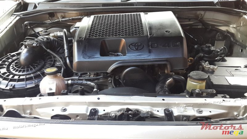 2006' Toyota Hilux Raider (4x4) photo #3