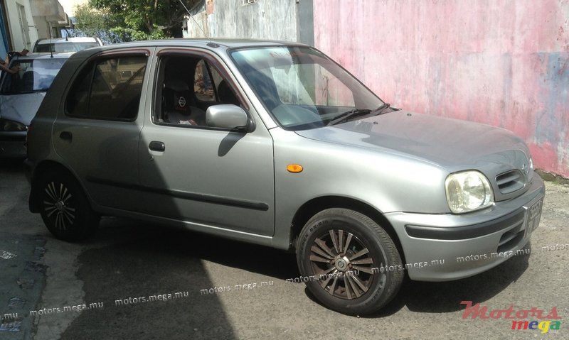 2000' Nissan March photo #2