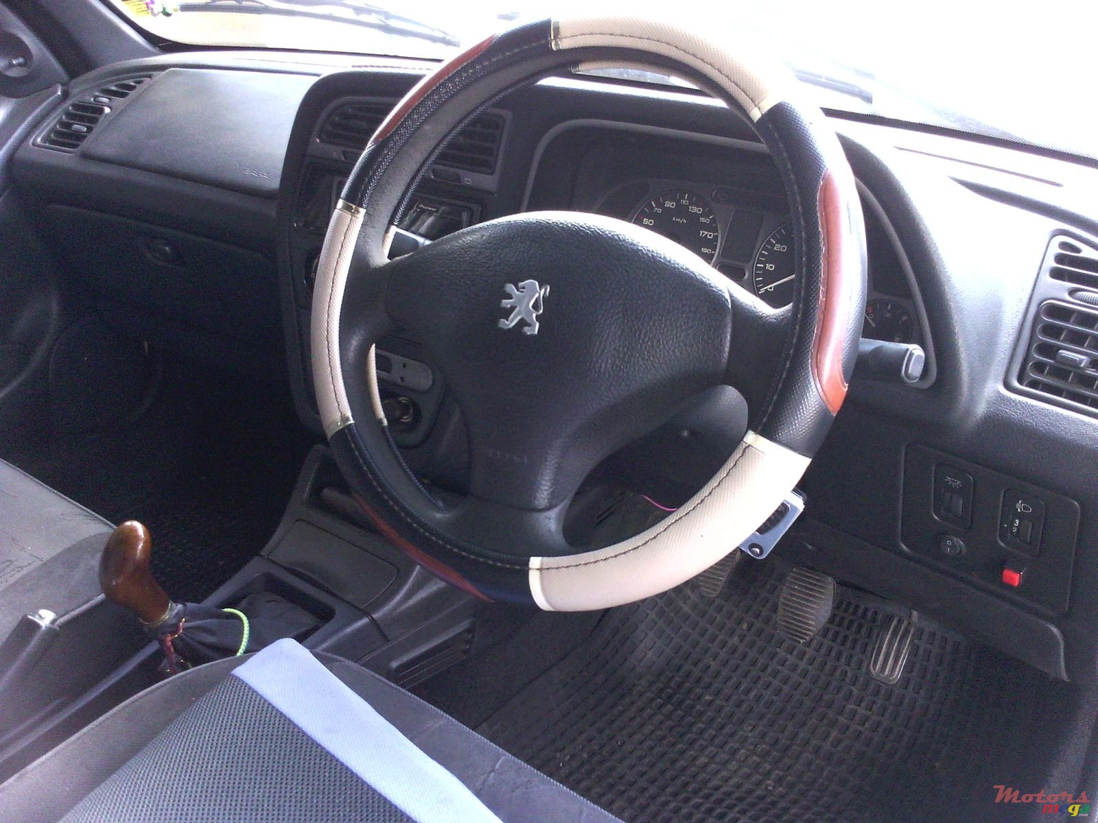 2001' Peugeot 306 No modifications photo #2