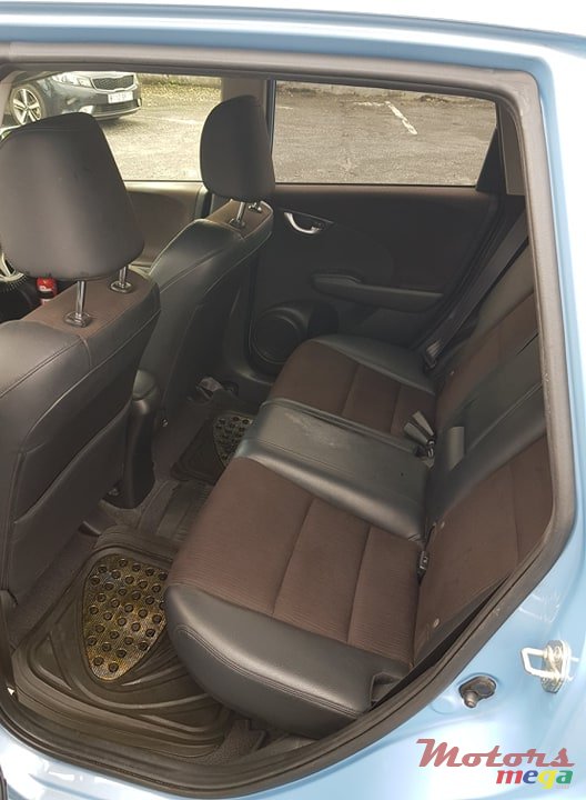 2012' Honda Fit photo #5