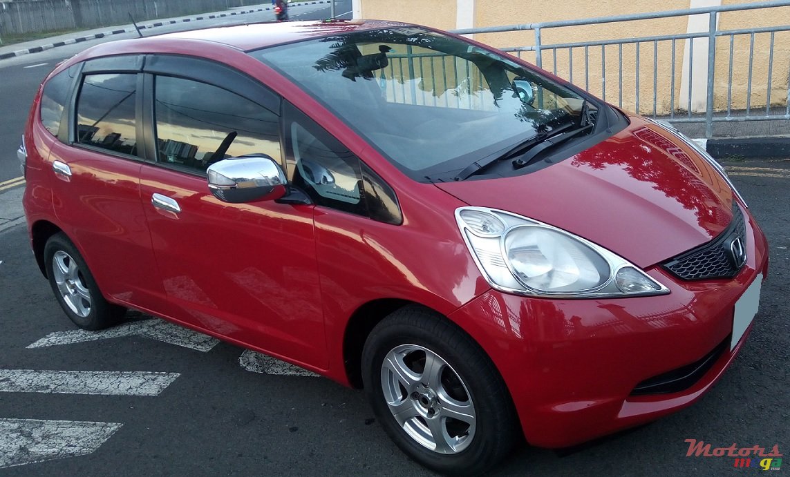 2008' Honda Fit photo #1
