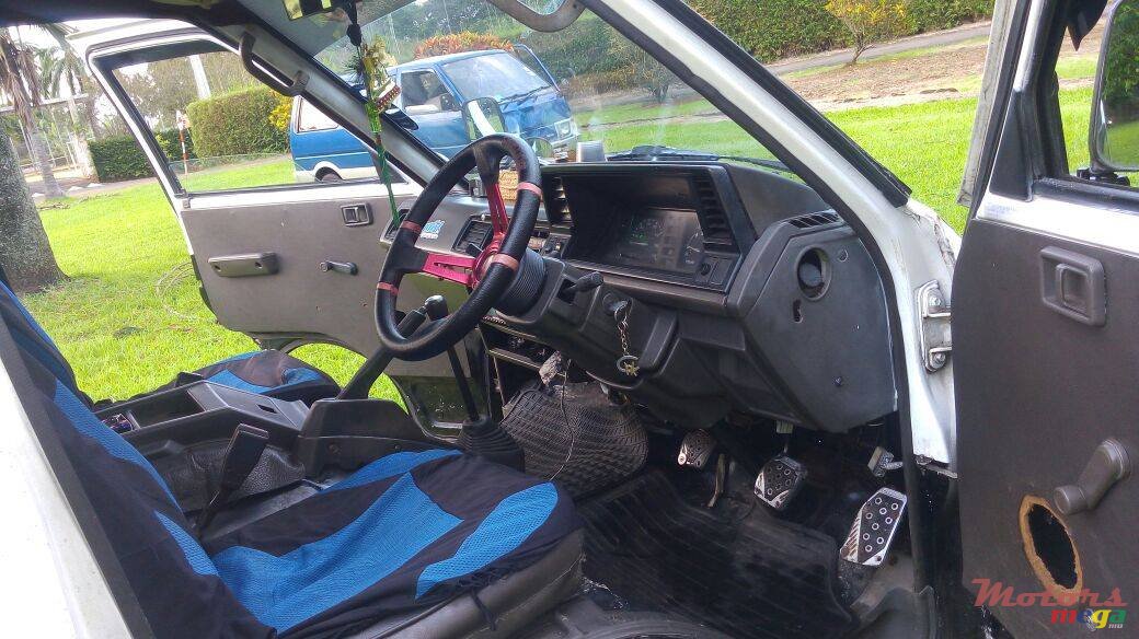 1994' Nissan Vanette pass Vanette Private photo #5