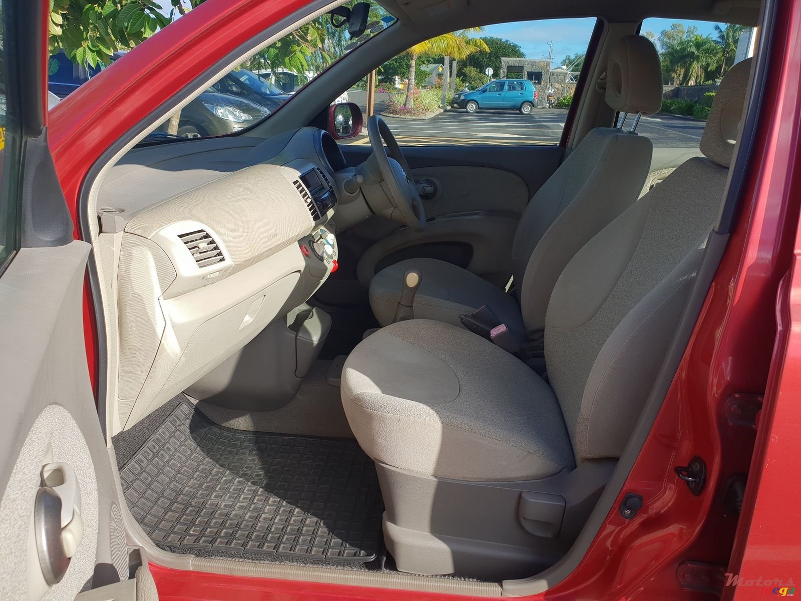 2006' Nissan March photo #5