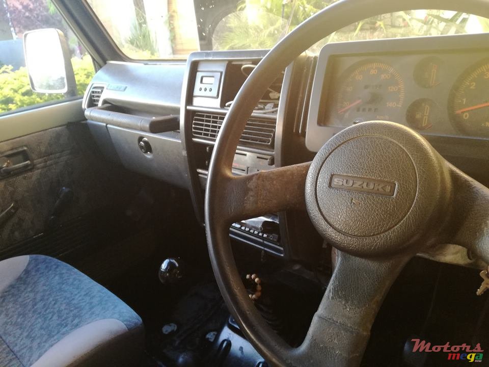 1994' Suzuki Samurai NONE photo #3