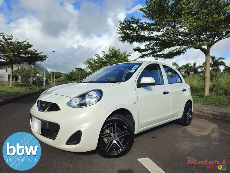 2014' Nissan March photo #2
