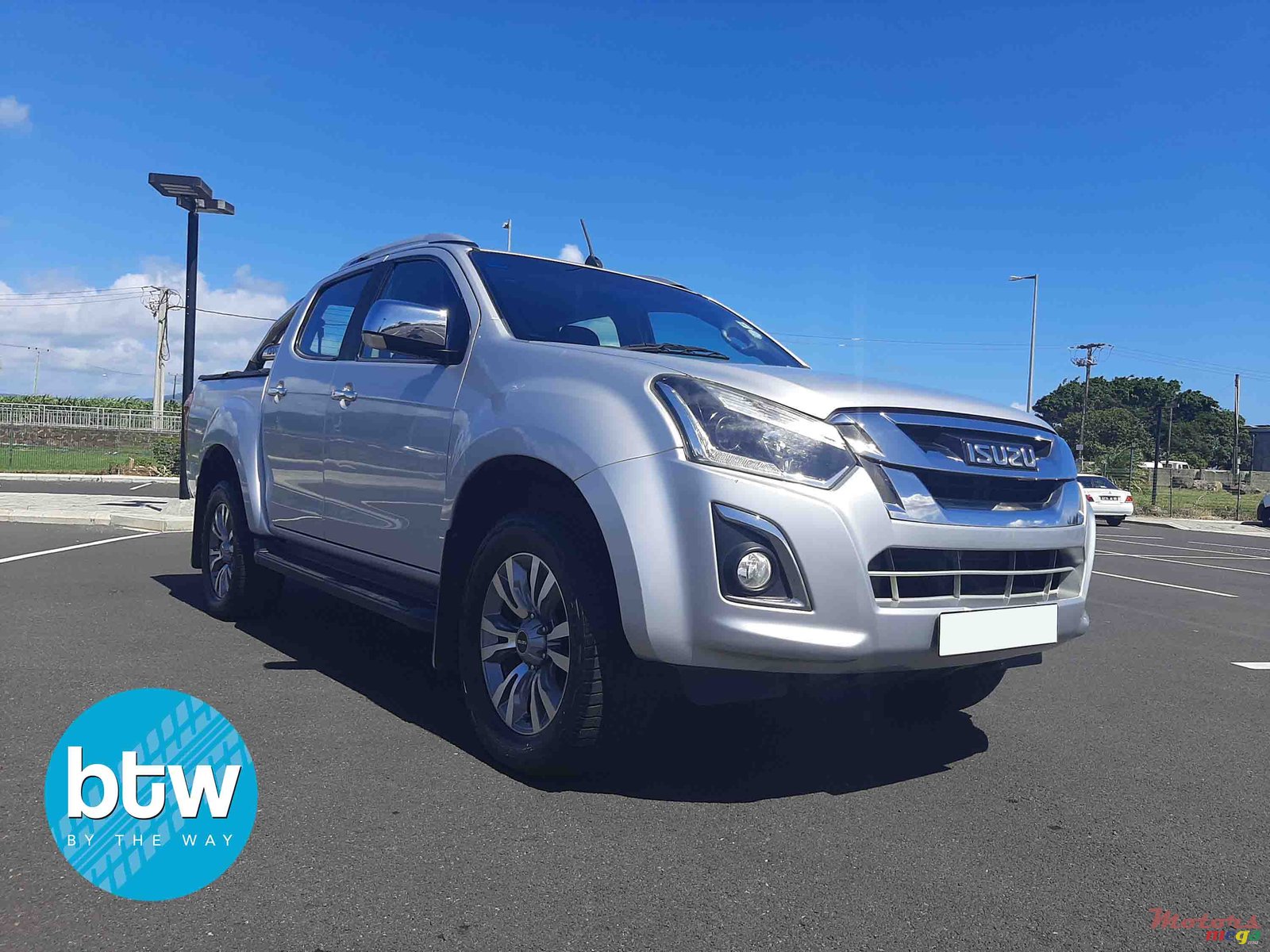 2018' Isuzu KB Series photo #1