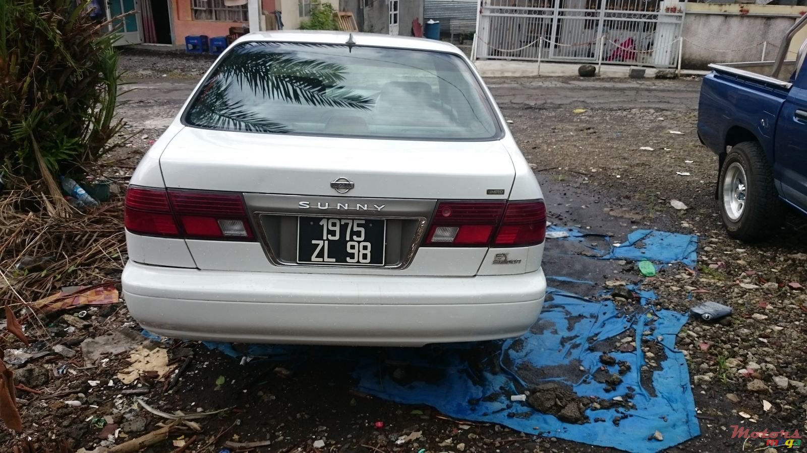 1998' Nissan Sunny photo #2