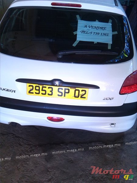 2002' Peugeot 206 photo #2