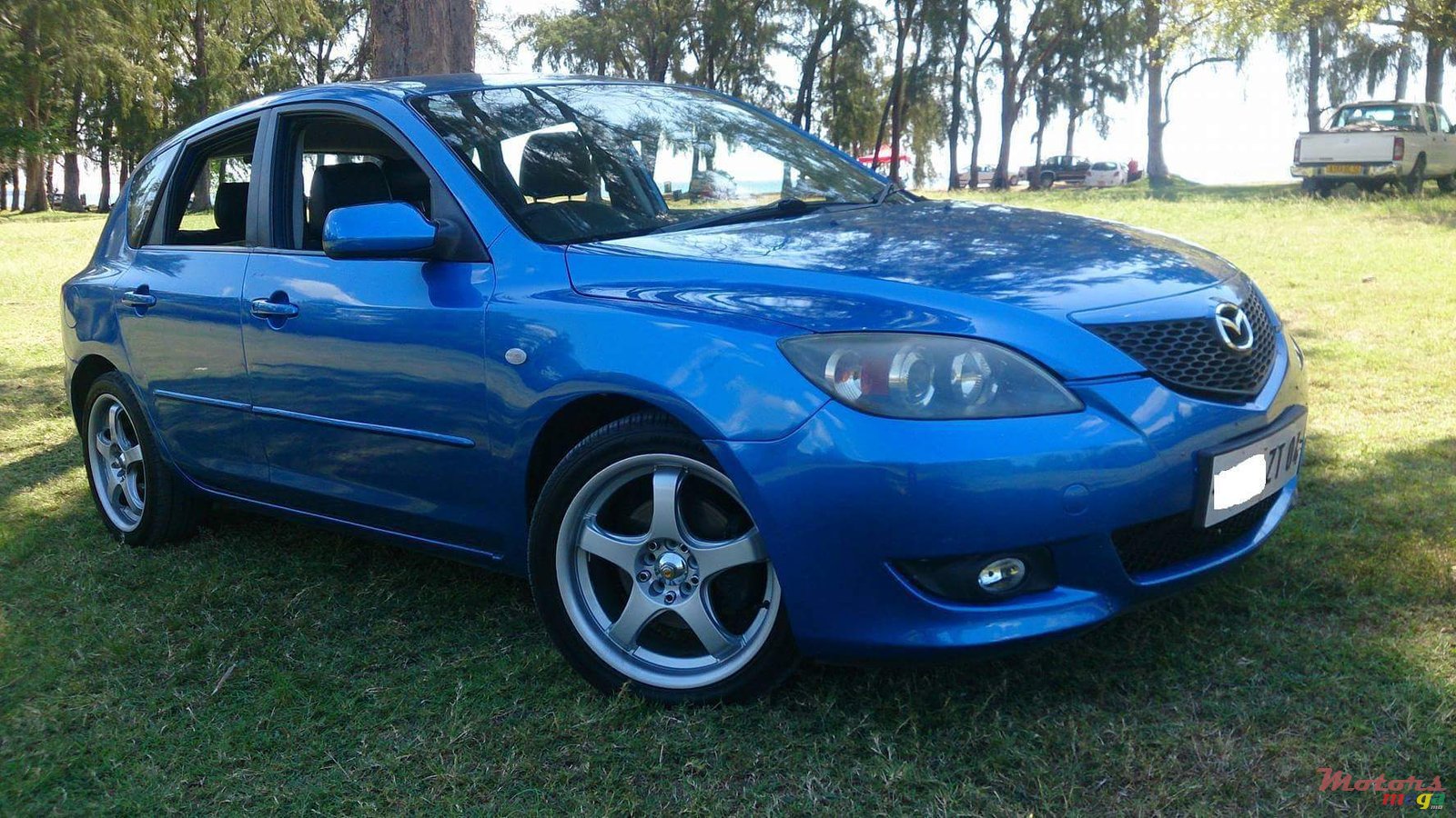 2004' Mazda 3 photo #5