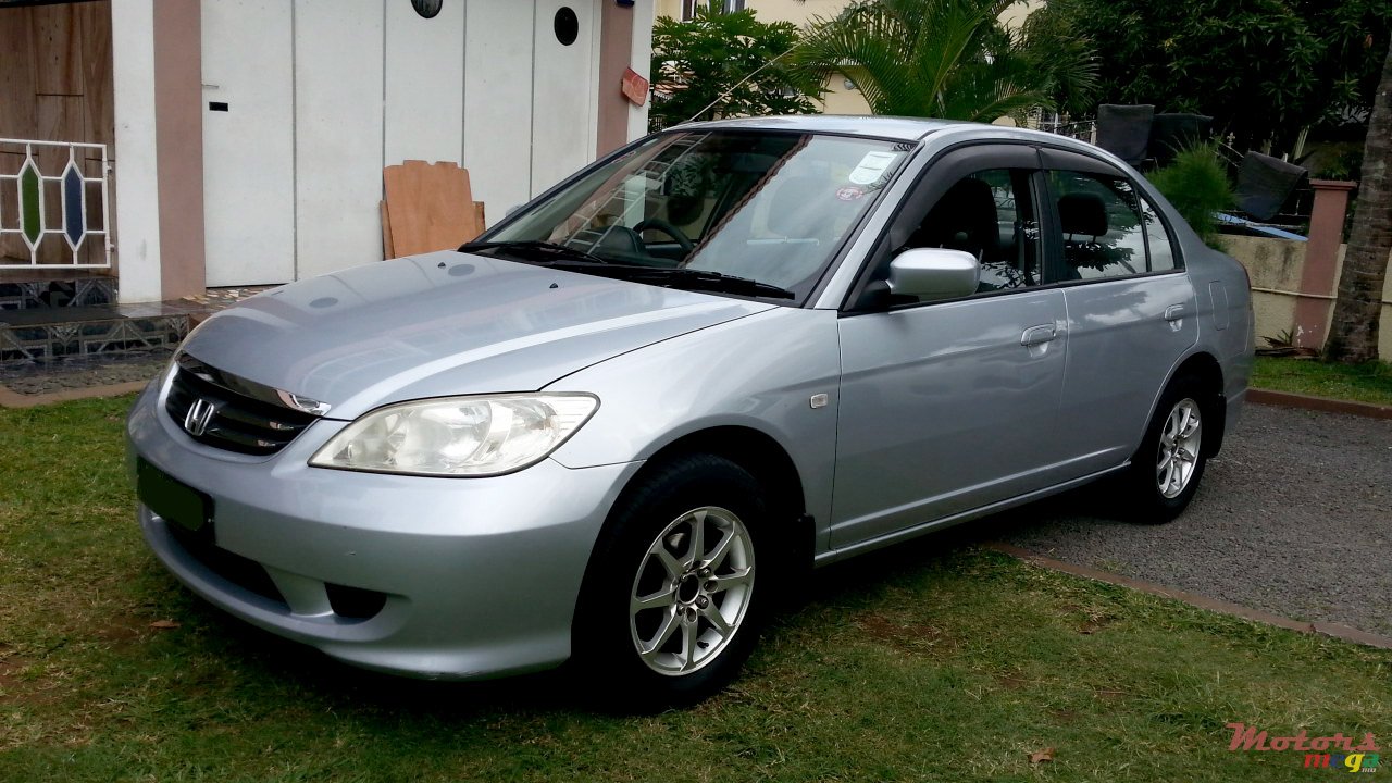 2004' Honda Civic ES photo #1