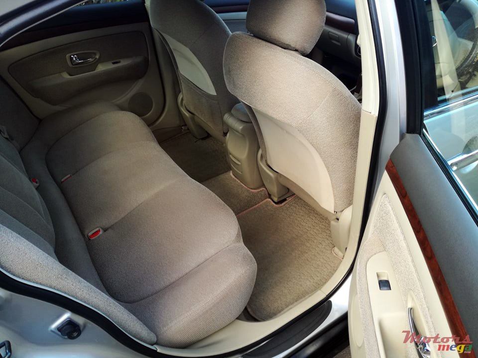 2006' Nissan Bluebird Sylphy Auto JAPAN photo #4