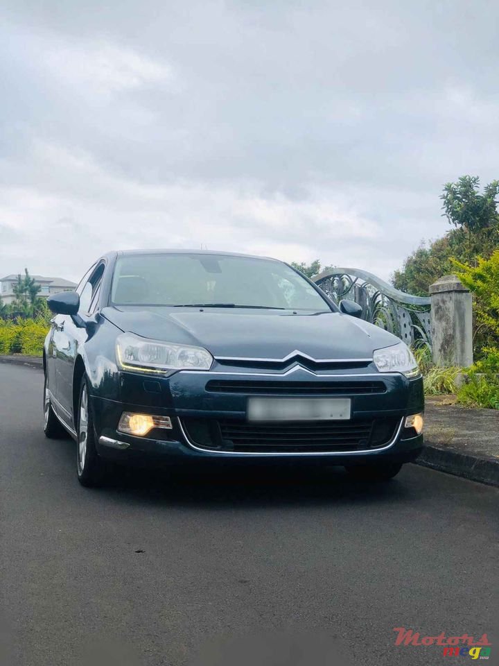 2011' Citroen C5 1.6L AUTOMATIC photo #2