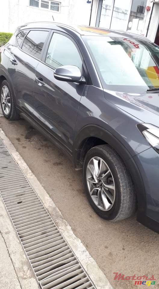 2017' Hyundai Tucson photo #2