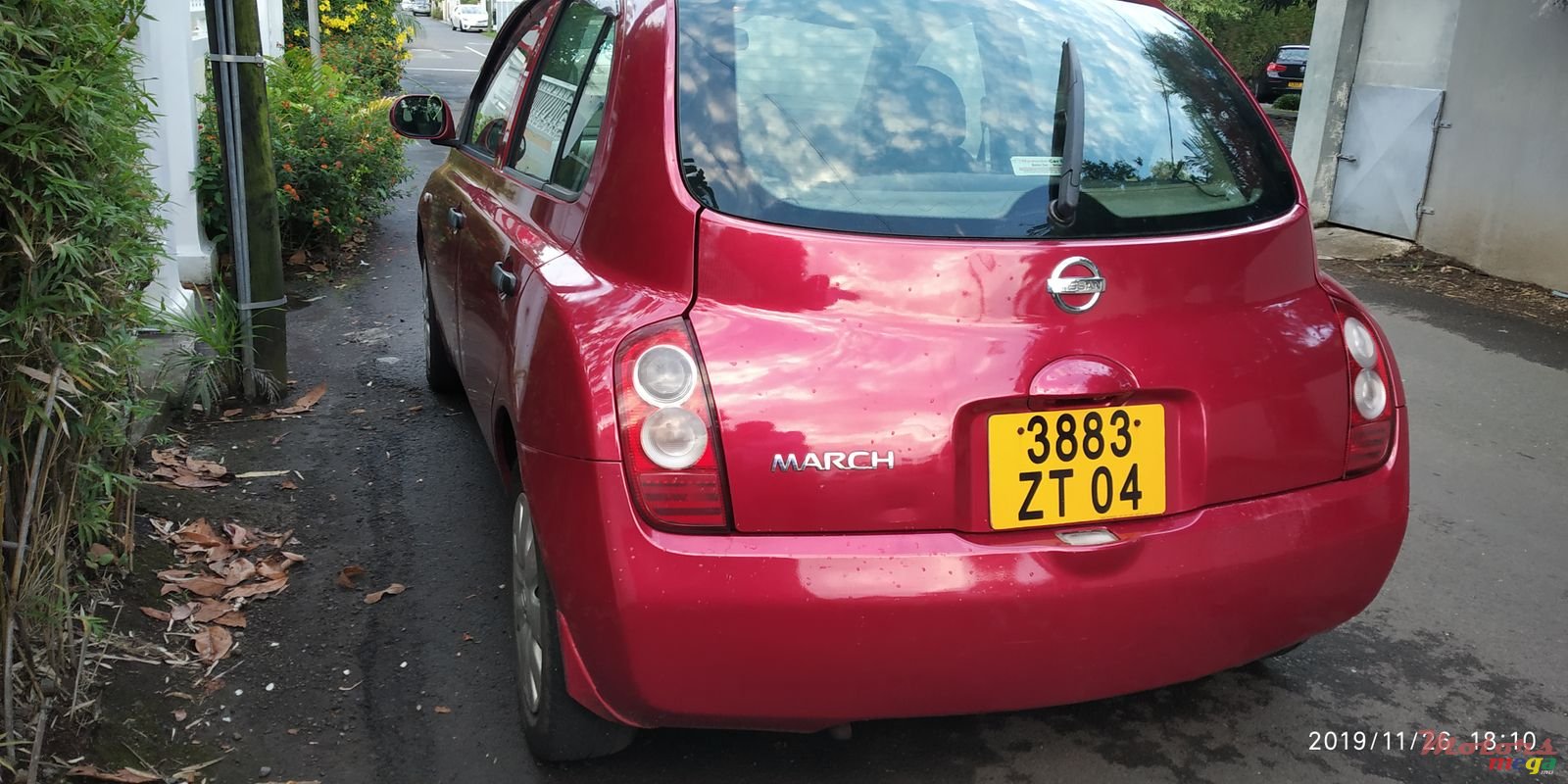 2004' Nissan March photo #1