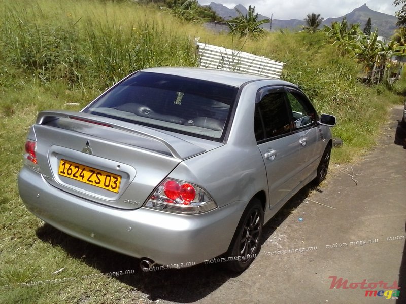 2003' Mitsubishi Lancer GLX photo #1