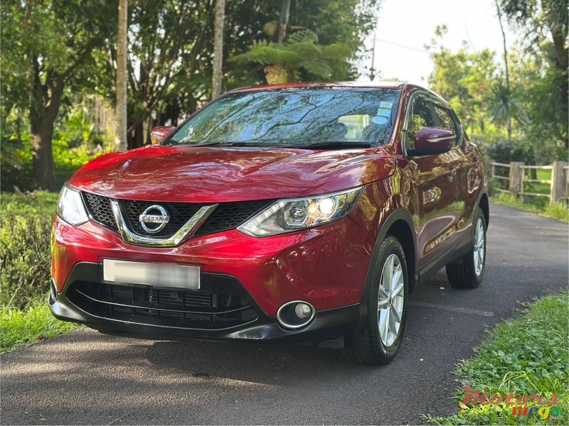 2015' Nissan Qashqai photo #2