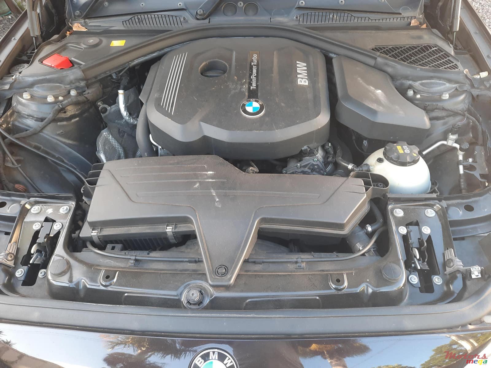 2016' BMW 118 photo #7