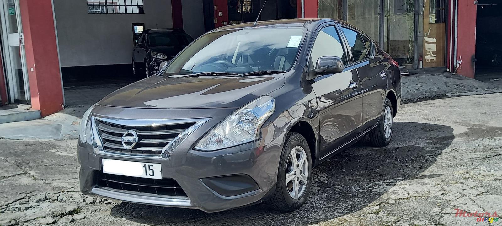 2015' Nissan Almera photo #1
