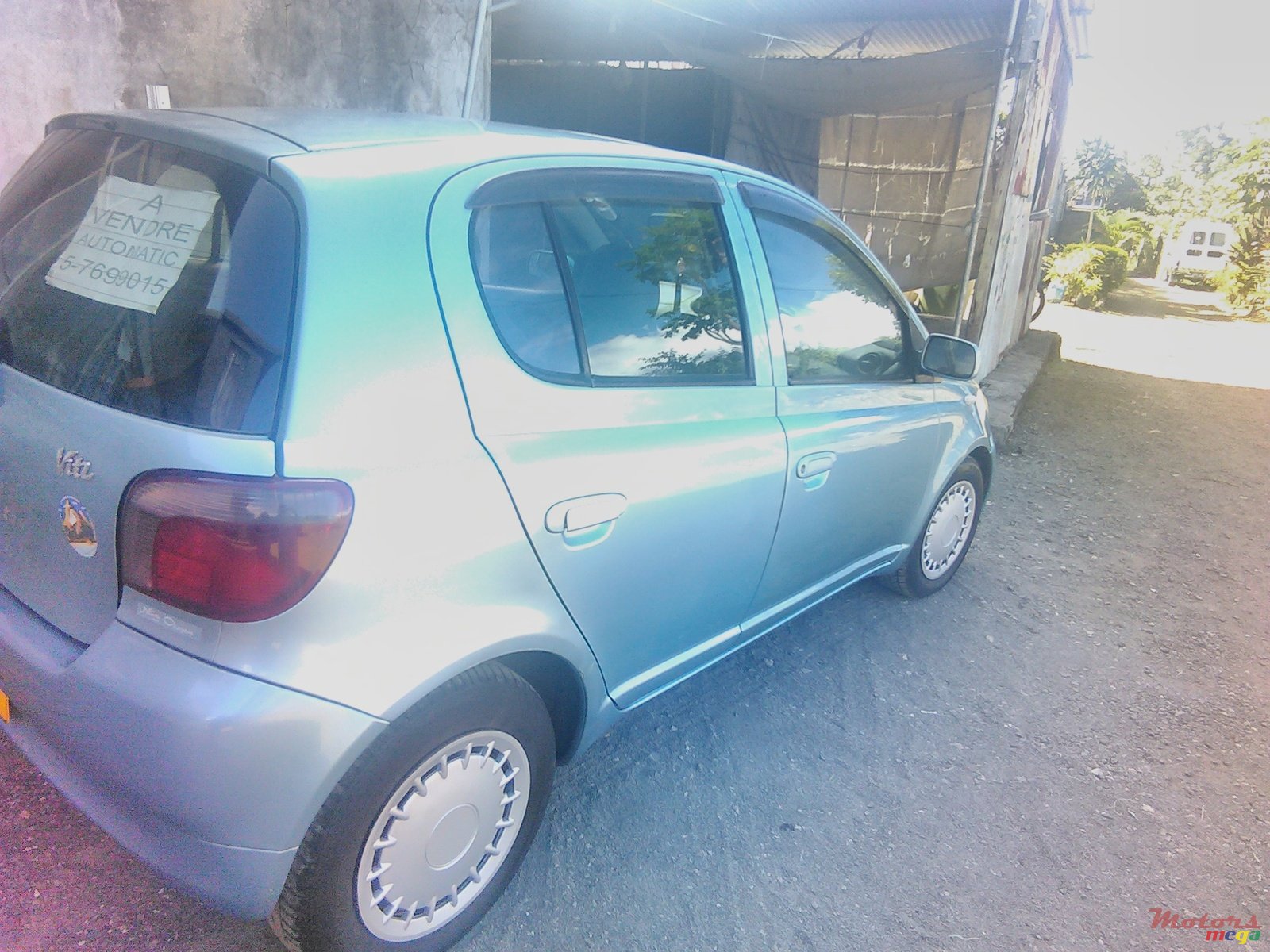 2001' Toyota photo #1