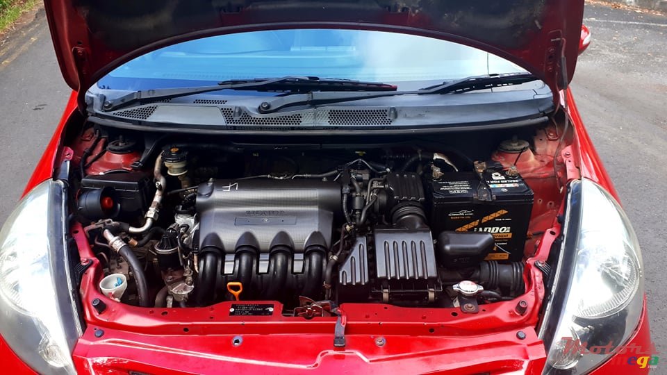 2004' Honda Fit photo #7