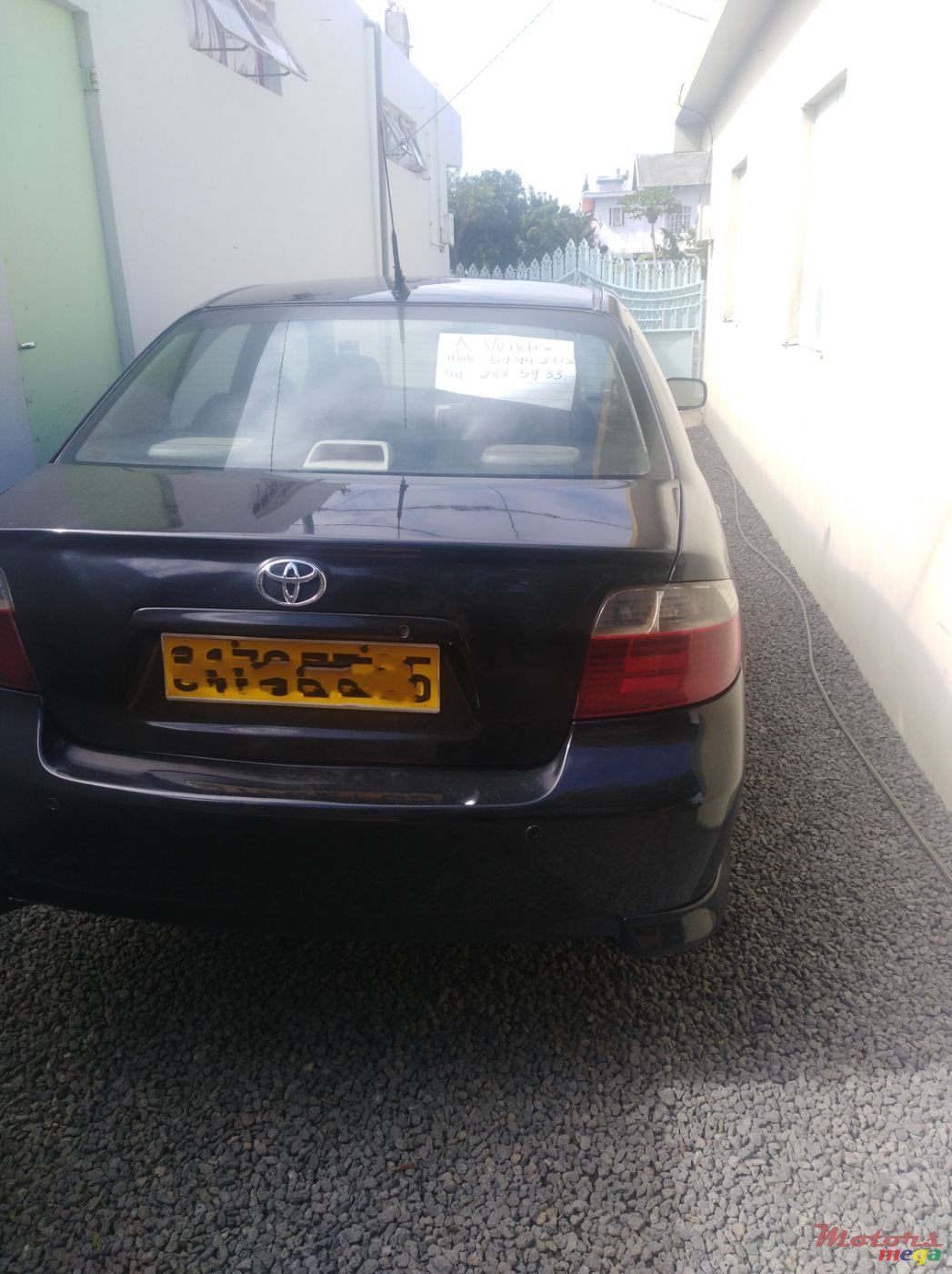 2005' Toyota photo #2