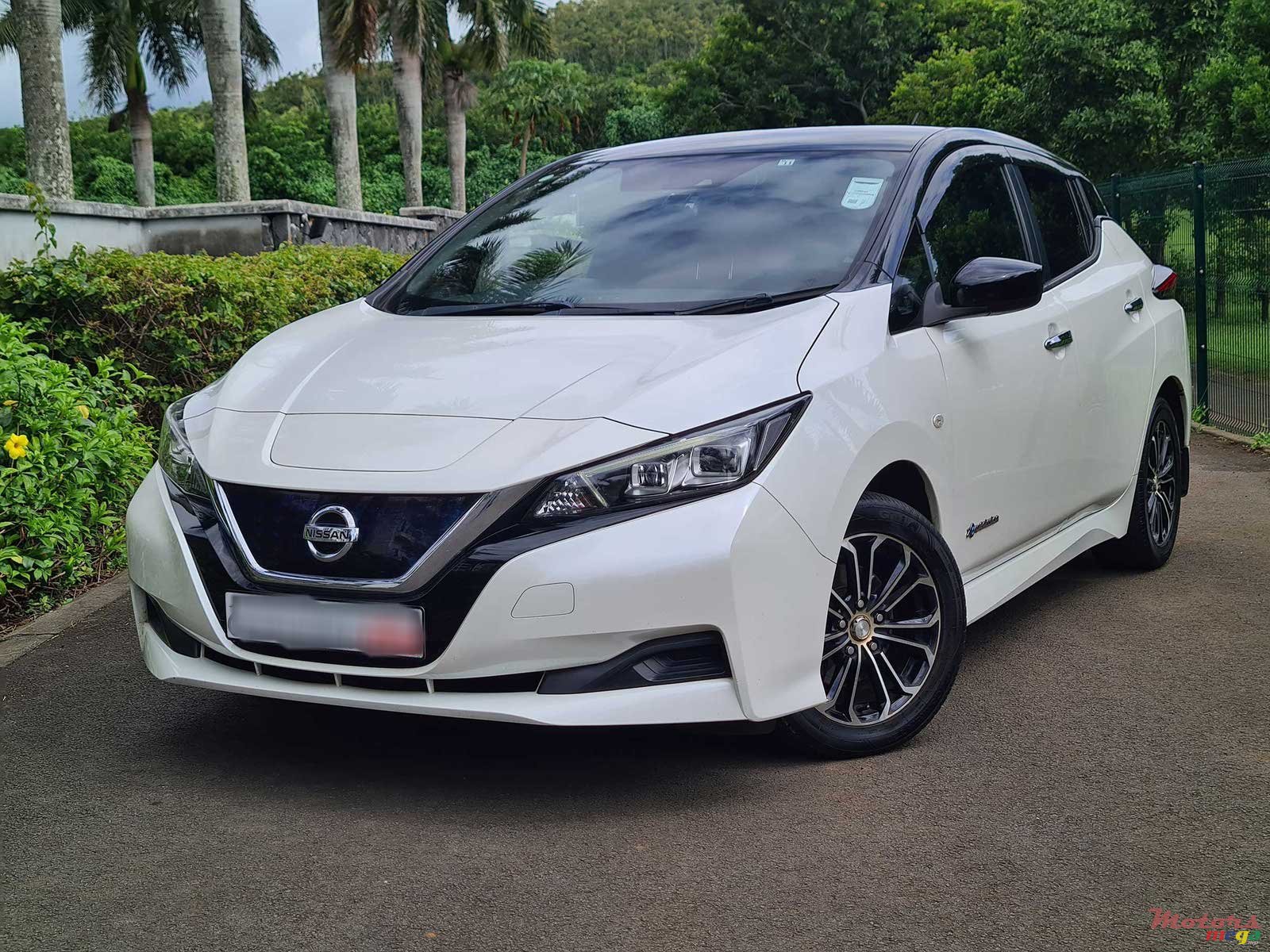 2018' Nissan Leaf X photo #1