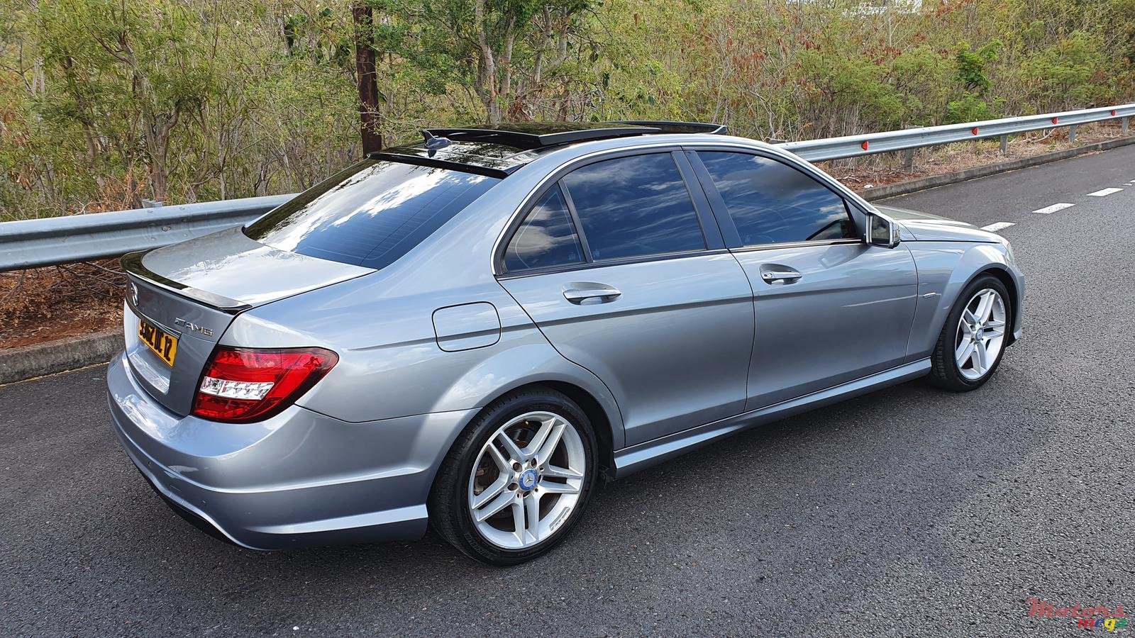 2012' Mercedes-Benz C-Class photo #3