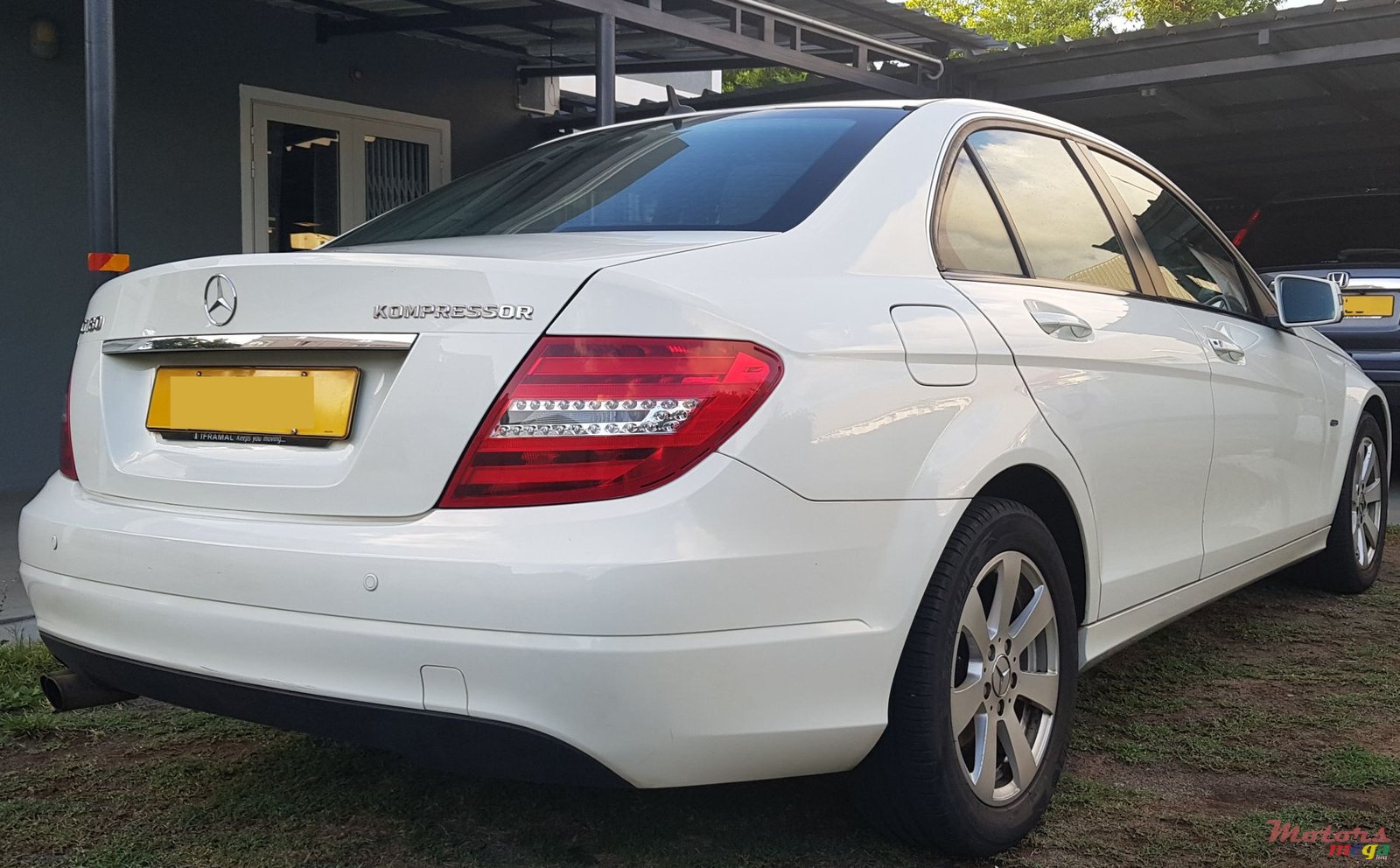 2011' Mercedes-Benz C-Class Facelift photo #6
