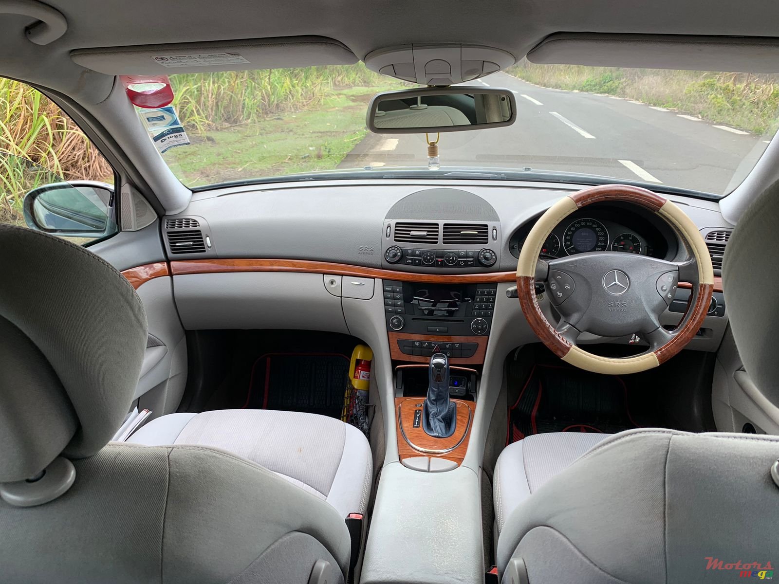 2006' Mercedes-Benz E 320 CDI photo #4