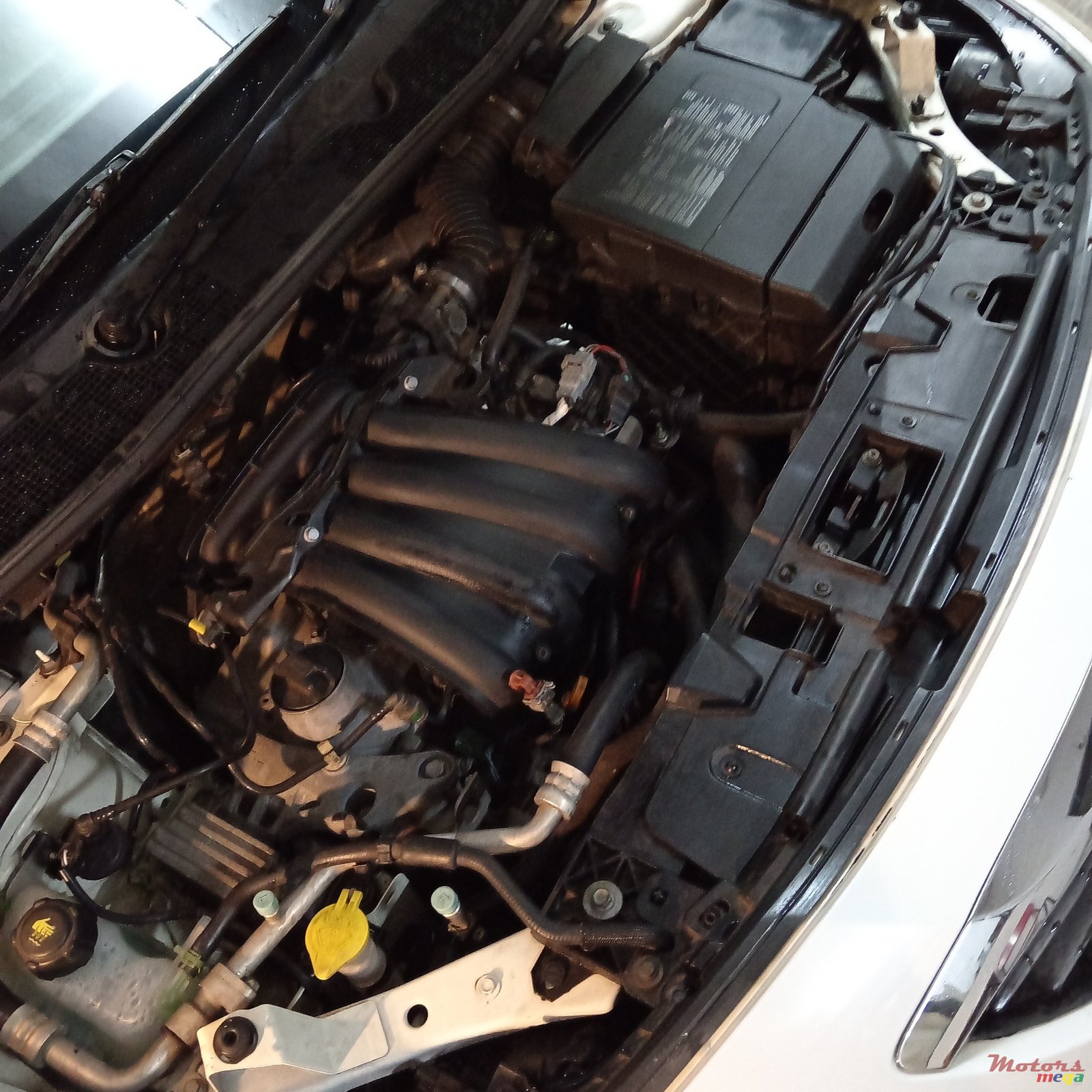 2013' Renault Fluence photo #2