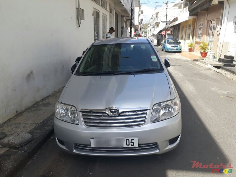 2005' Toyota Corolla photo #4