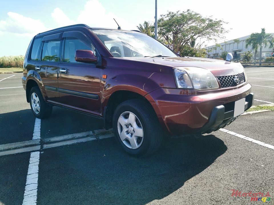 2002' Nissan X-Trail photo #2
