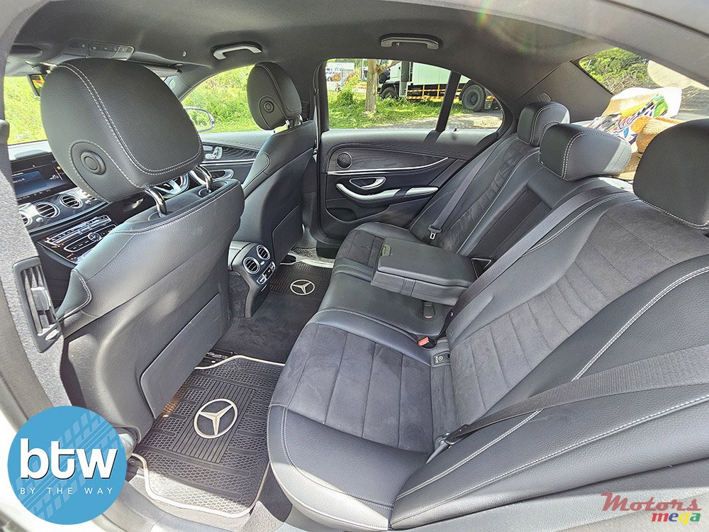 2020' Mercedes-Benz E 300 E300e photo #6