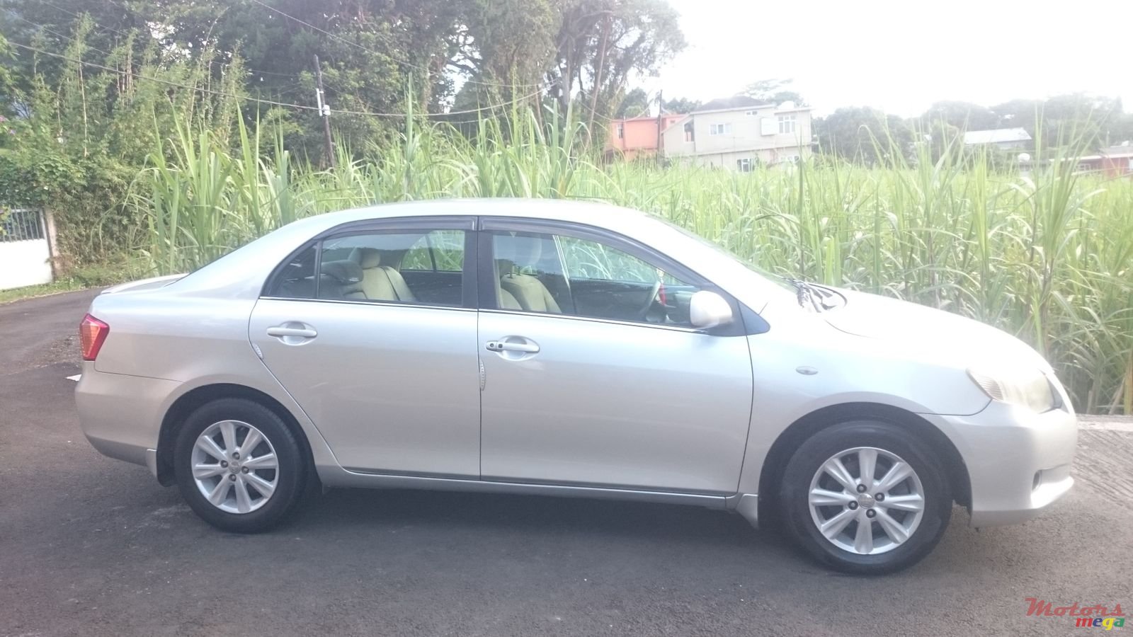 2007' Toyota Axio Grade G photo #2