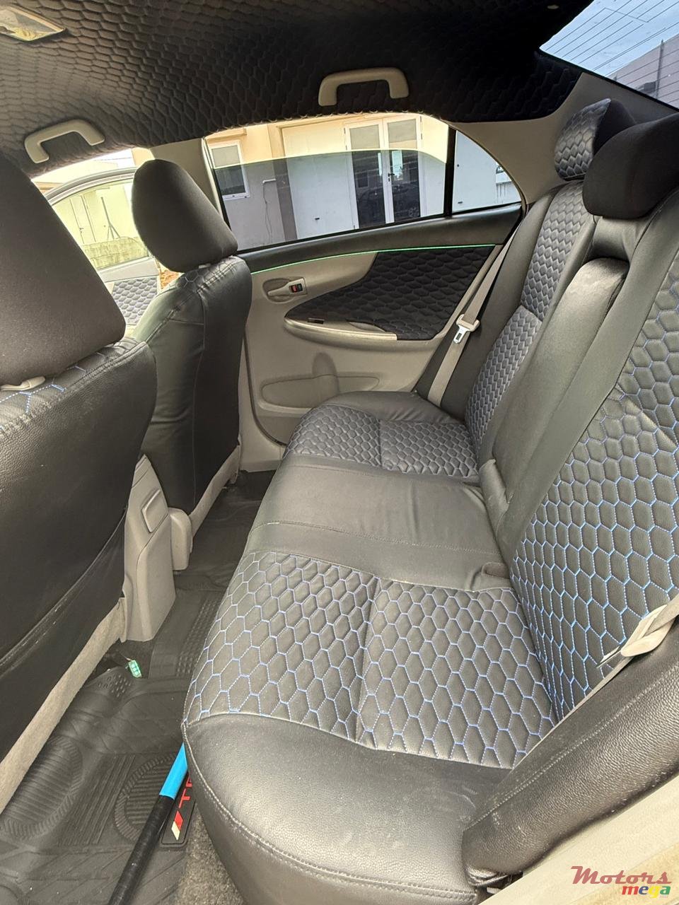 2012' Toyota Corolla photo #4