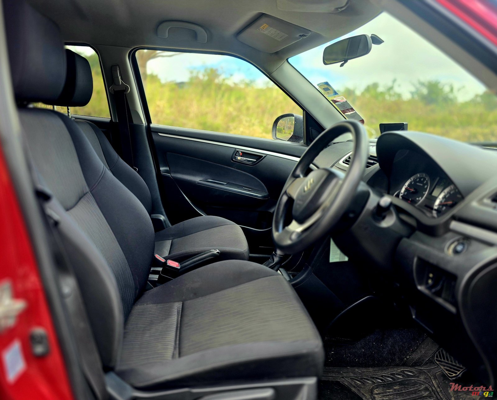 2012' Suzuki Swift Keyless Japan photo #6